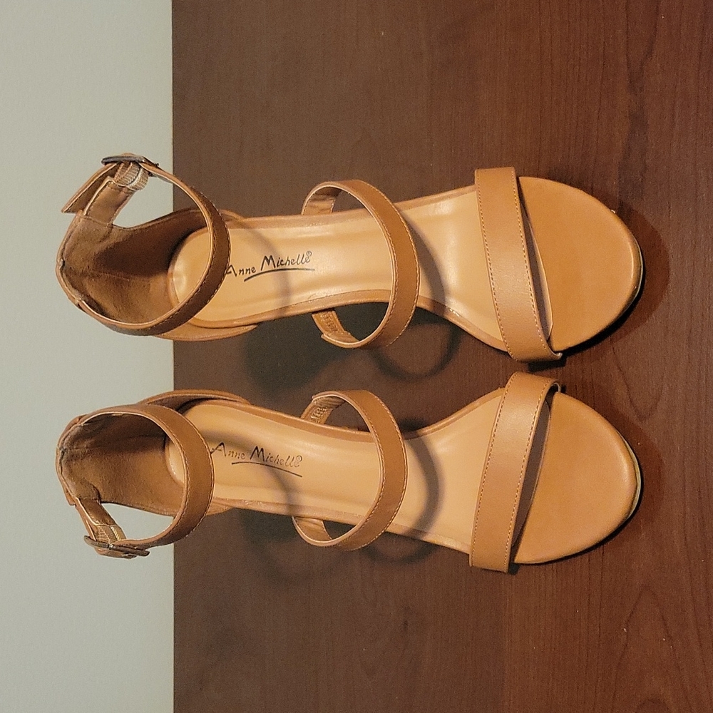 Anne Michelle Heels